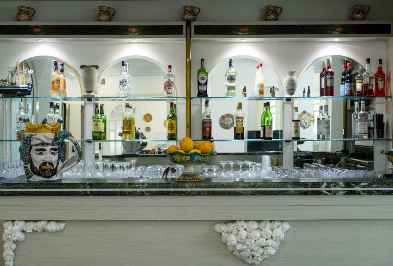Hotel Panoramic Giardini Naxos Exterior photo